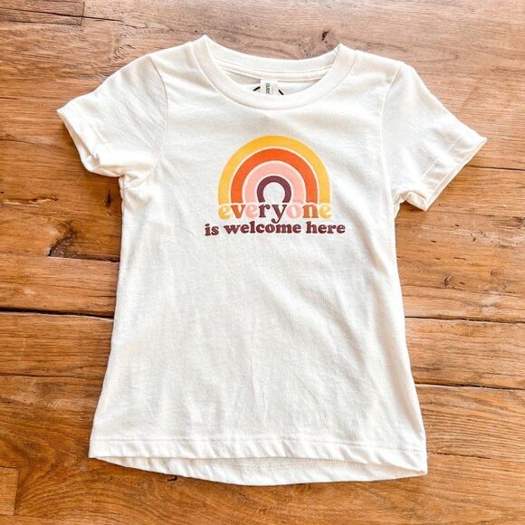 Savage Seeds 'Everyone is Welcome Here' Tee - Size 2 - Picture 1 of 3